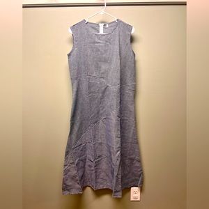 Sleeveless Dress NWT 🟢‎